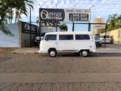 VOLKSWAGEN Kombi 1.4 FLEX STD 9 LUGARES