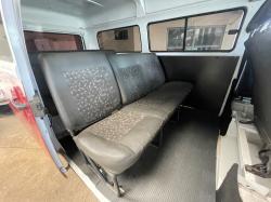 VOLKSWAGEN Kombi 1.6 STD 9 LUGARES