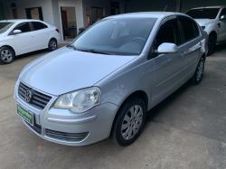 VOLKSWAGEN Polo Sedan 1.6 4P FLEX