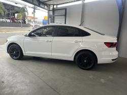 VOLKSWAGEN Virtus 1.6 4P MSI FLEX AUTOMTICO