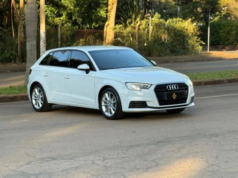 AUDI A3 1.4 16V 4P TFSI SPORTBACK S-TRONIC AUTOM�TICO, Foto 2