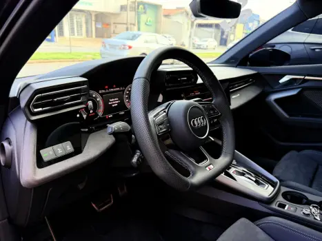 AUDI A3 2.0 16V 4P 40 TFSI SPORTBACK PERFORMANCE BLACK S-TRONIC AUTOM�TICO, Foto 9