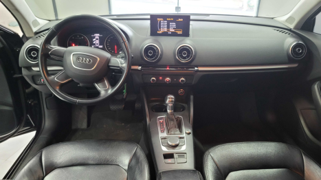 AUDI A3 Sedan 1.4 16V 4P TFSI ATTRACTION AUTOMÁTICO, Foto 10 AUDI A3 Sedan 1.4 16V 4P TFSI ATTRACTION AUTOMÁTICO, Foto 10
