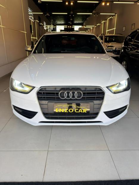 AUDI A4 Avant 1.8 16V 4P TURBO AUTOMTICO, Foto 2