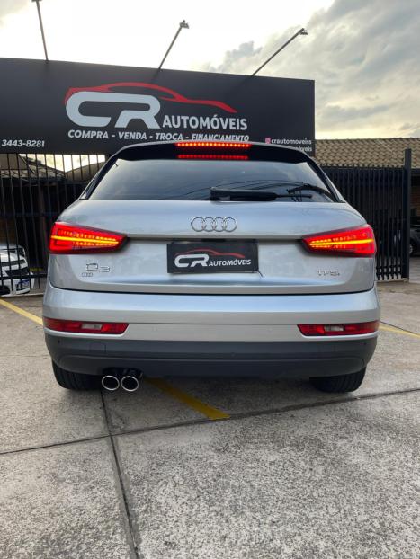 AUDI Q3 1.4 4P FLEX TFSI S-TRONIC AUTOM�TICO, Foto 5