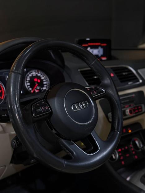 AUDI Q3 1.4 4P FLEX TFSI S-TRONIC AUTOM�TICO, Foto 4