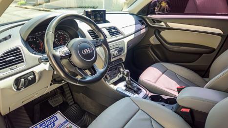 AUDI Q3 1.4 4P TFSI FLEX PRESTIGE S-TRONIC AUTOM�TICO, Foto 10
