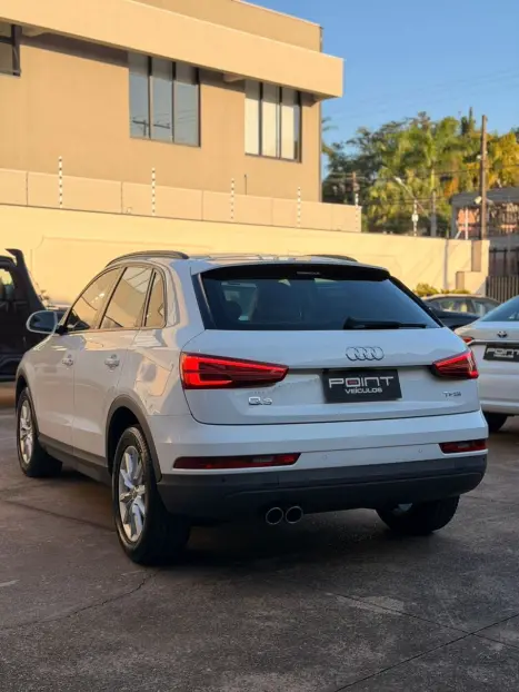 AUDI Q3 1.4 4P TFSI ATTRACTION S-TRONIC AUTOM�TICO, Foto 2