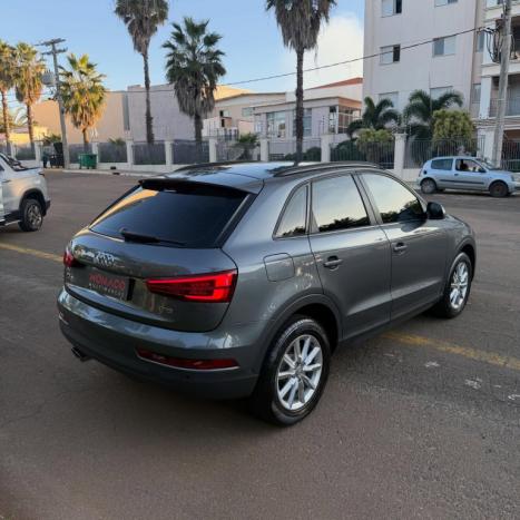 AUDI Q3 1.4 4P TFSI AMBIENTE S-TRONIC AUTOM�TICO, Foto 5