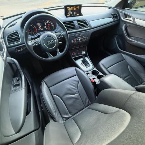 AUDI Q3 1.4 4P TFSI AMBIENTE S-TRONIC AUTOM�TICO, Foto 8