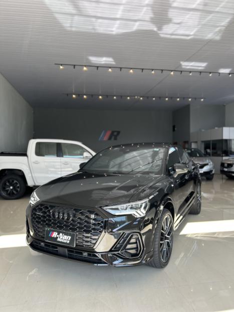 AUDI Q3 2.0 4P 40 TFSI PERFORMANCE BLACK QUATTRO TIPTRONIC AUTOM�TICO, Foto 3
