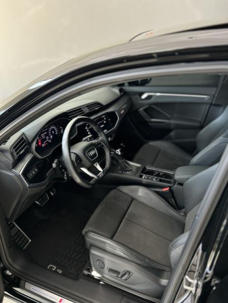 AUDI Q3 2.0 4P 40 TFSI PERFORMANCE BLACK QUATTRO TIPTRONIC AUTOM�TICO, Foto 9