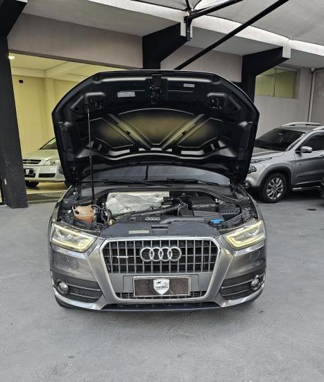 AUDI Q3 2.0 4P TFSI AMBITION QUATTRO S-TRONIC AUTOM�TICO, Foto 11