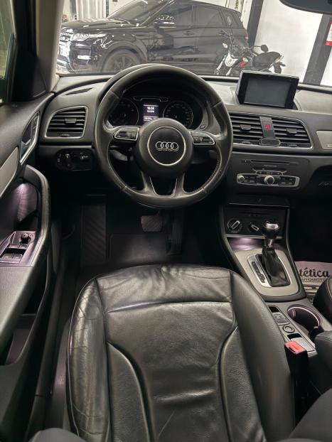 AUDI Q3 2.0 4P TFSI AMBITION QUATTRO S-TRONIC AUTOM�TICO, Foto 11
