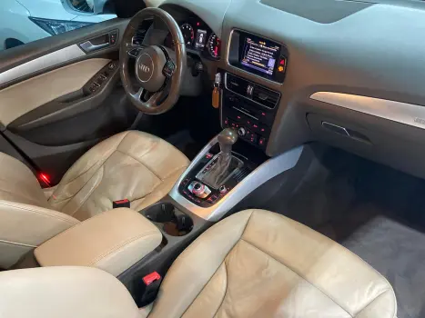 AUDI Q5 2.0 16V 4P TFSI AMBIENTE 16V 225CV AUTOM�TICO, Foto 13