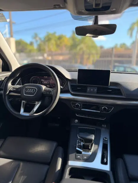 AUDI Q5 2.0 16V 4P TFSI SPORTBACK S-LINE S-TRONIC QUATTRO AUTOM�TICO, Foto 6