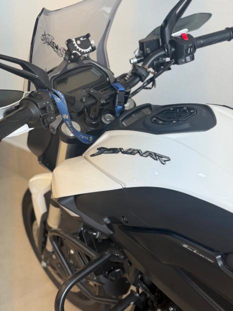 BAJAJ Dominar 400 , Foto 2