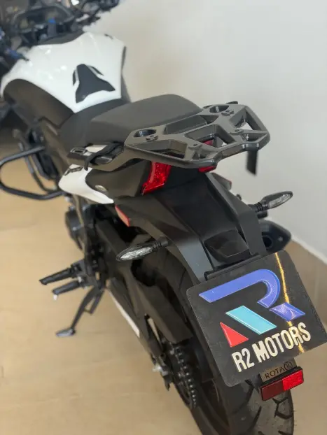BAJAJ Dominar 400 , Foto 9