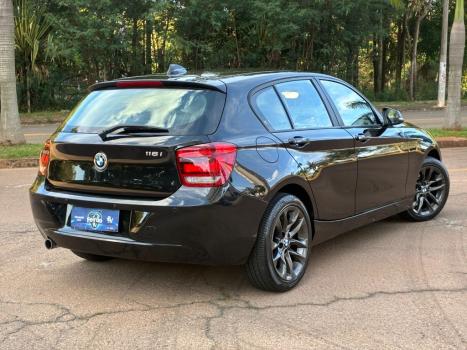 BMW 116i 1.6 16V 4P 1A11 TURBO AUTOMTICO, Foto 3