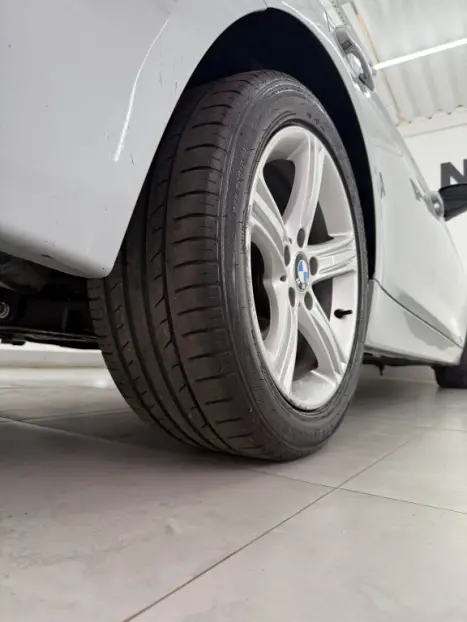 BMW 320I 2.0 16V 4P GP TURBO ACTIVE FLEX AUTOMTICO, Foto 11