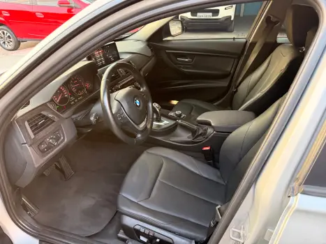BMW 320I 2.0 16V 4P, Foto 8
