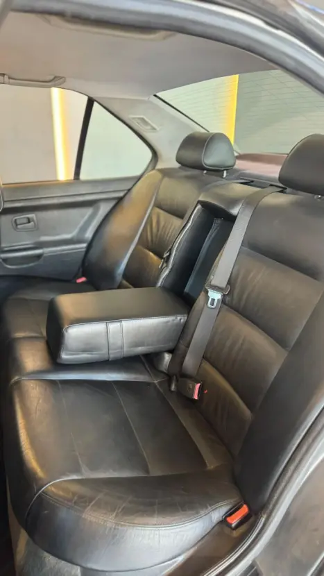 BMW 325I 2.5 24V 4P, Foto 15