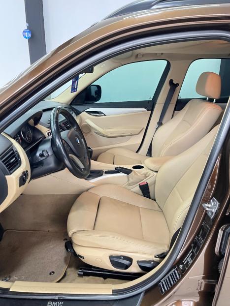 BMW X1 2.0 16V 4P S DRIVE 20I AUTOM�TICO, Foto 2
