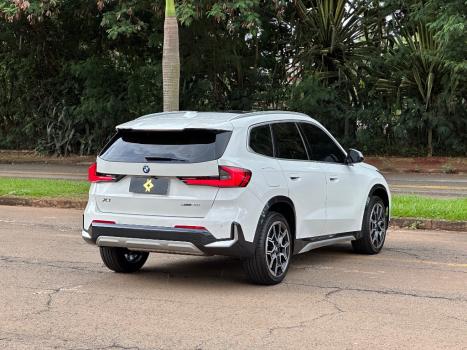 BMW X1 2.0 16V 4P S DRIVE 20I X-LINE AUTOM�TICO, Foto 4