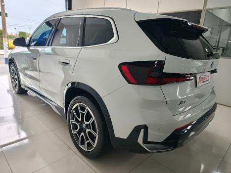 BMW X1 2.0 16V 4P S DRIVE 20I X-LINE TURBO AUTOM�TICO, Foto 8