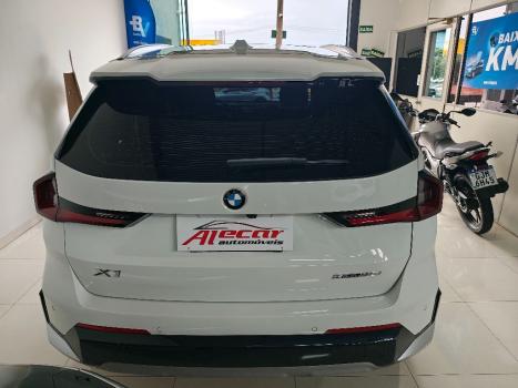 BMW X1 2.0 16V 4P S DRIVE 20I X-LINE TURBO AUTOM�TICO, Foto 10