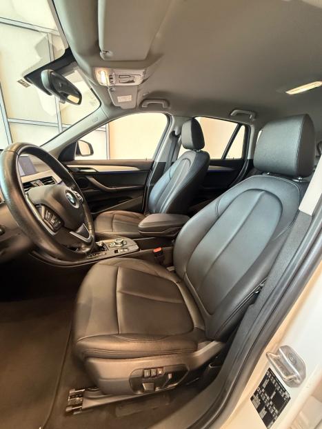 BMW X1 2.0 16V 4P S DRIVE 20I AUTOM�TICO, Foto 4