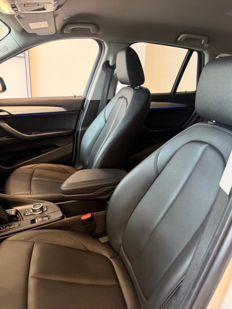BMW X1 2.0 16V 4P S DRIVE 20I AUTOM�TICO, Foto 5