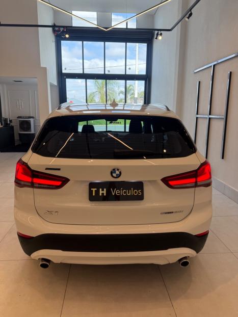 BMW X1 2.0 16V 4P S DRIVE 20I AUTOM�TICO, Foto 13