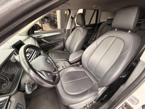 BMW X1 2.0 16V 4P SDRIVE 20I ACTIVEFLEX TURBO AUTOM�TICO, Foto 5