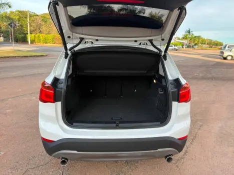 BMW X1 2.0 16V 4P SDRIVE 20I ACTIVEFLEX TURBO AUTOM�TICO, Foto 11