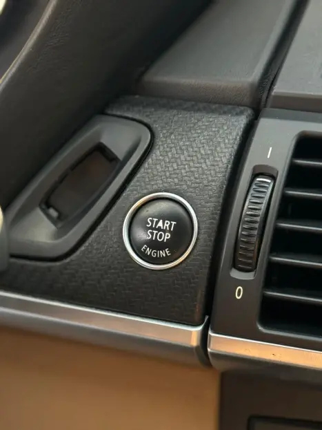 BMW X6 4.4 V8 32V M SPORT 4P BI-TURBO AUTOMÁTICO, Foto 7 BMW X6 4.4 V8 32V M SPORT 4P BI-TURBO AUTOMÁTICO, Foto 7