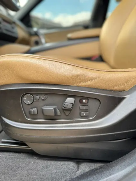 BMW X6 4.4 V8 32V M SPORT 4P BI-TURBO AUTOMÁTICO, Foto 8 BMW X6 4.4 V8 32V M SPORT 4P BI-TURBO AUTOMÁTICO, Foto 8