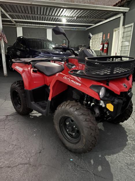 BRP CAN-AM Outlander 570, Foto 2