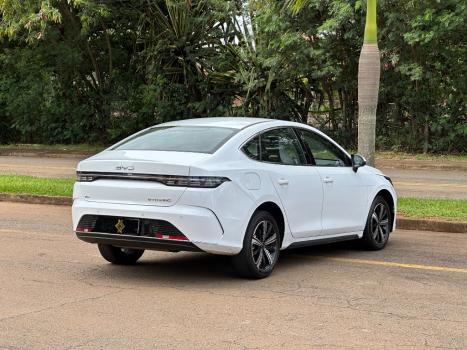 BYD King 1.5 16V 4P GS DM-I PHEV AUTOM�TICO, Foto 3