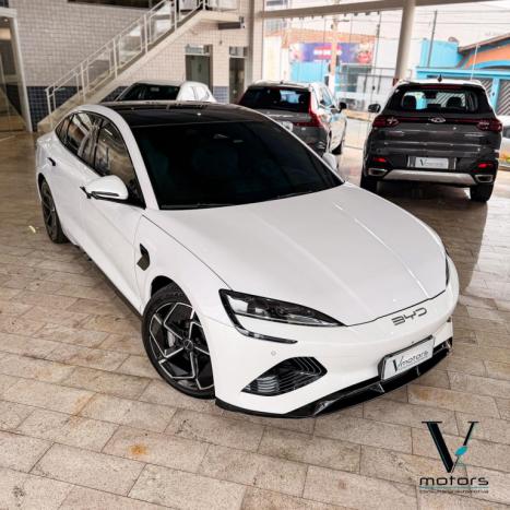 BYD Seal GS 4P 82,5 KW EL�TRICO 590 EV AWD, Foto 3