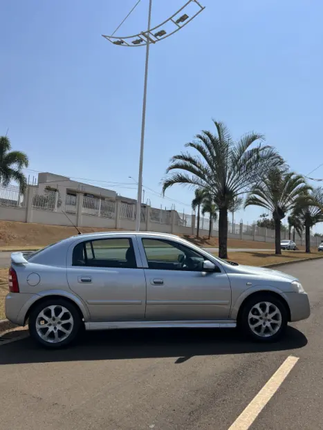 CHEVROLET Astra Hatch 2.0 4P ADVANTAGE  FLEX, Foto 5