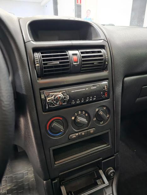 CHEVROLET Astra Sedan 2.0 4P CD, Foto 6