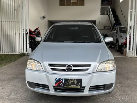 CHEVROLET Astra Sedan 1.8 4P, Foto 2
