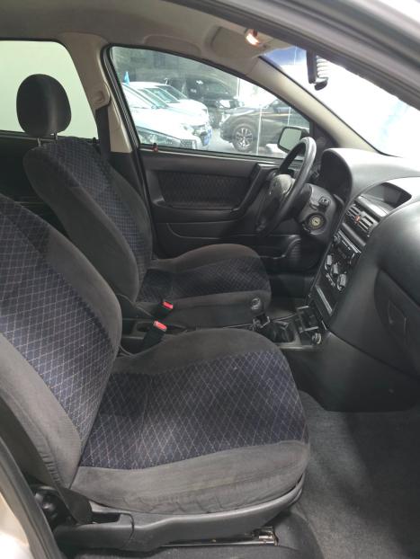CHEVROLET Astra Sedan 2.0 4P CD, Foto 8