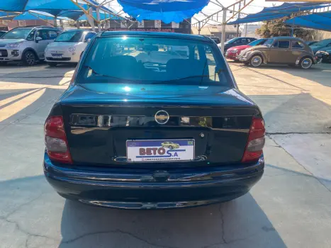 CHEVROLET Classic Sedan 1.0 4P FLEX SPIRIT, Foto 2