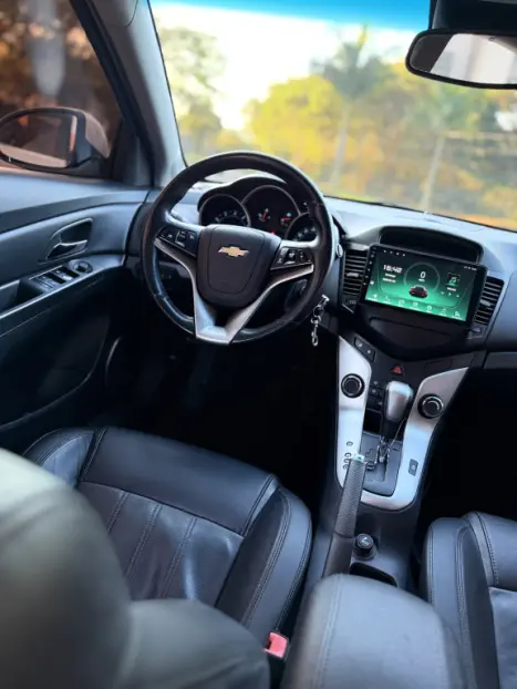 CHEVROLET Cruze Hatch 1.8 16V 4P LT SPORT6 FLEX AUTOM�TICO, Foto 13