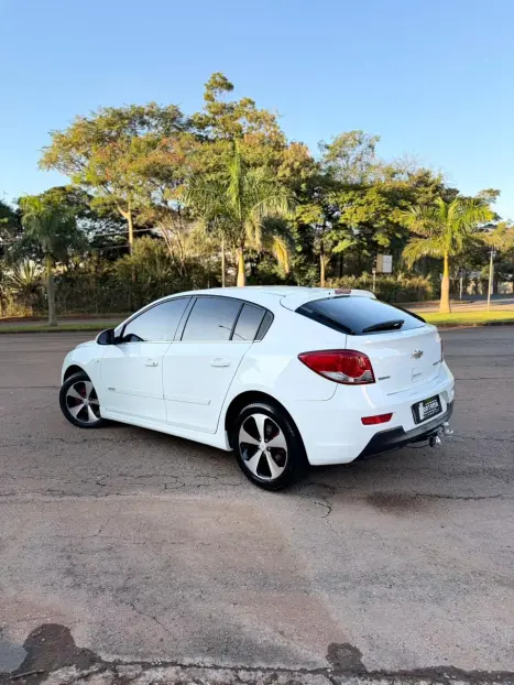 CHEVROLET Cruze Hatch 1.8 16V 4P LT SPORT6 FLEX AUTOM�TICO, Foto 9