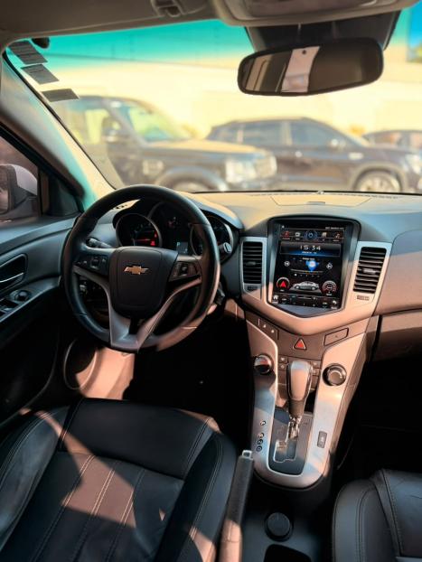 CHEVROLET Cruze Hatch 1.8 16V 4P LT SPORT6 FLEX AUTOM�TICO, Foto 5