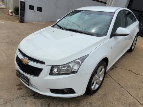 CHEVROLET Cruze Sedan 1.8 16V 4P LT ECOTEC FLEX AUTOMÁTICO, Foto 2 CHEVROLET Cruze Sedan 1.8 16V 4P LT ECOTEC FLEX AUTOMÁTICO, Foto 2