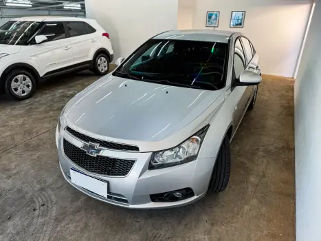 CHEVROLET Cruze Sedan 1.8 16V 4P LT ECOTEC FLEX, Foto 3